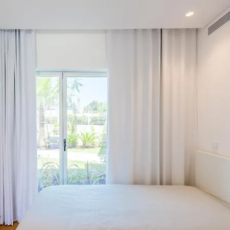 Lakes 24 At Da Falesia * Vilamoura